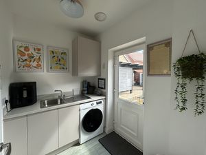 Photo 21- click for photo gallery